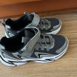 Sketchers boy shoes